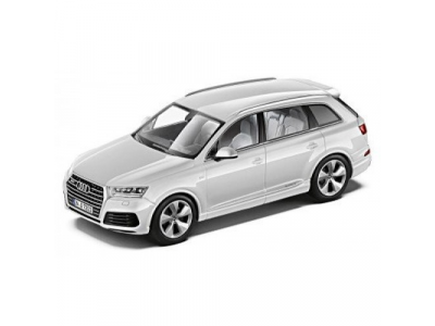Модель автомобиля Audi Q7, Glacier White, Scale 1:43